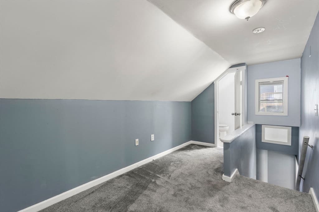 Single Family Residence at 40 Calumet Ave, Worcester MA 01606, photo 22 of 29
