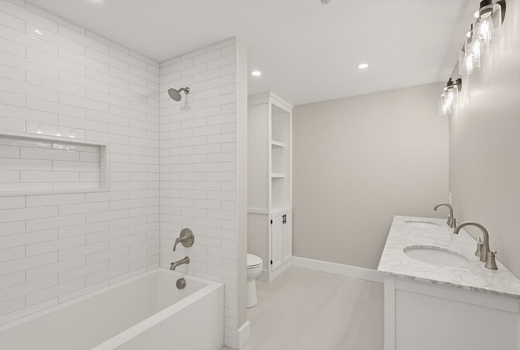 Single Family Residence at 35 Poquanticut Ave # 35, Easton MA 02356, Easton, photo 22 of 29