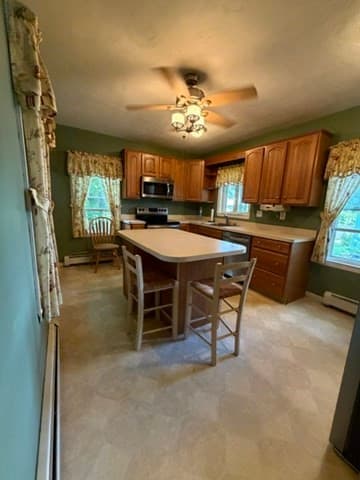 Single Family Residence at 25 Sumner St, North Attleboro MA 02760, photo 3 of 18