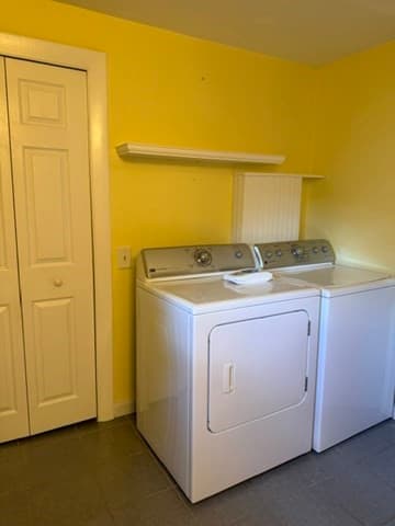 Single Family Residence at 25 Sumner St, North Attleboro MA 02760, photo 14 of 18