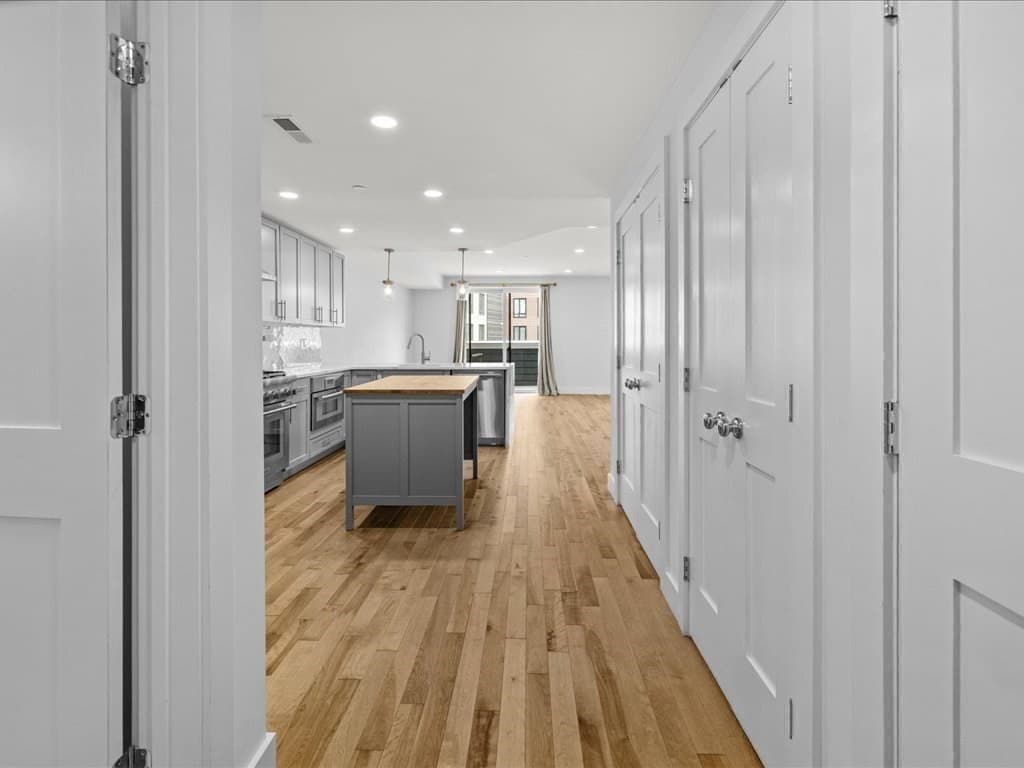 Condominium at 50 Hichborn St # 506, Boston MA 02135, photo 2 of 27