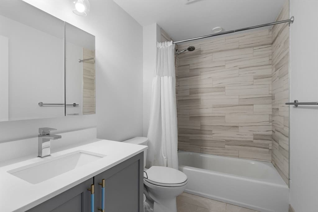 Condominium at 50 Hichborn St # 506, Boston MA 02135, photo 18 of 27