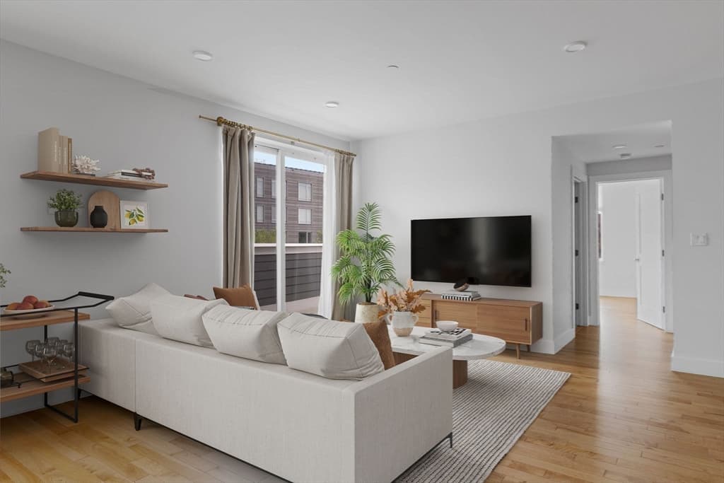 Condominium at 50 Hichborn St # 506, Boston MA 02135, photo 15 of 27