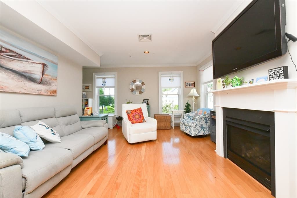 3 Honora Ct # 3, Bourne MA 02532 photo 9