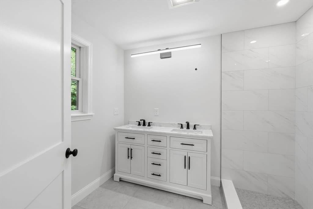 24 Nashua Rd # 1, Pepperell MA 01463 photo 13