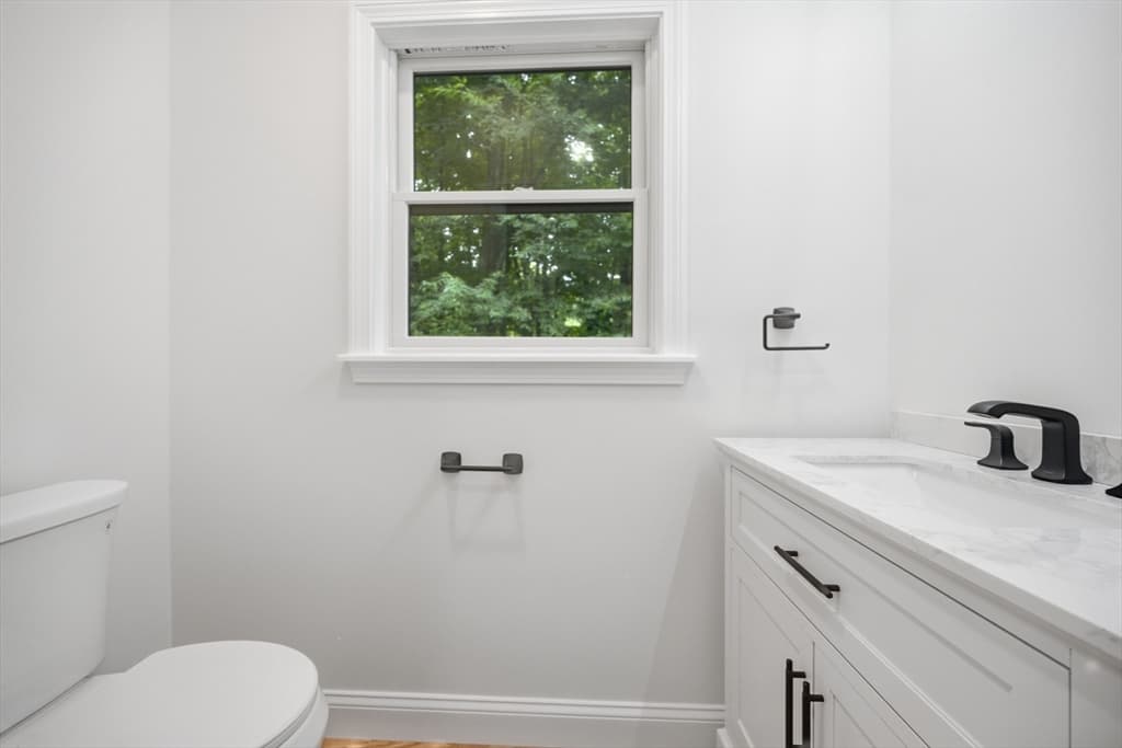 24 Nashua Rd # 1, Pepperell MA 01463 photo 5