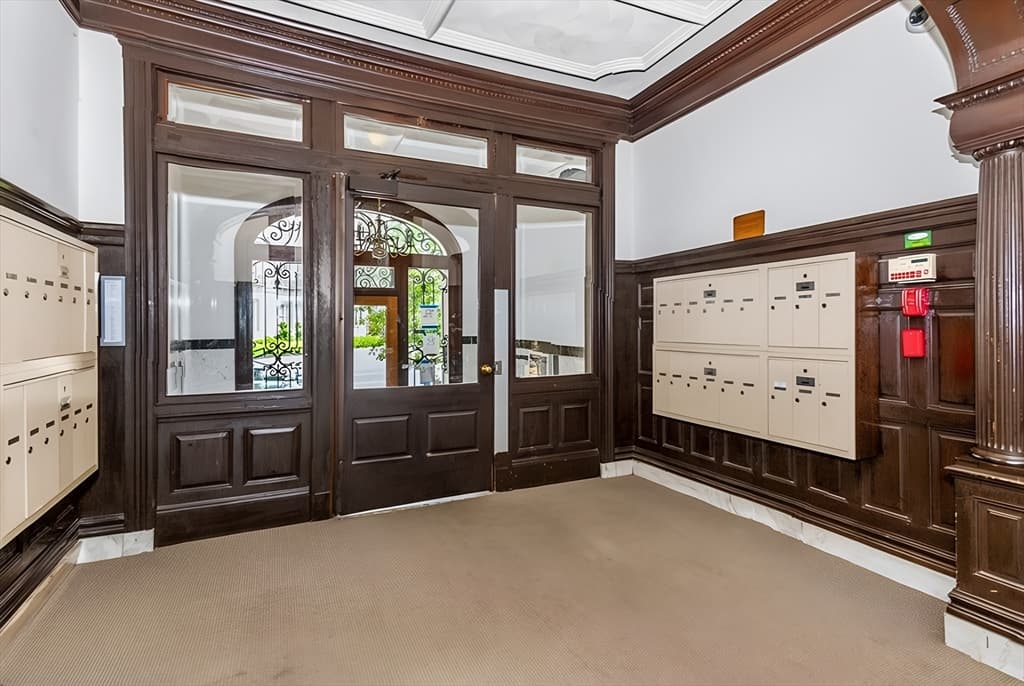 Condominium at 1111 Boylston St. # 48, Boston MA 02215, photo 5 of 16