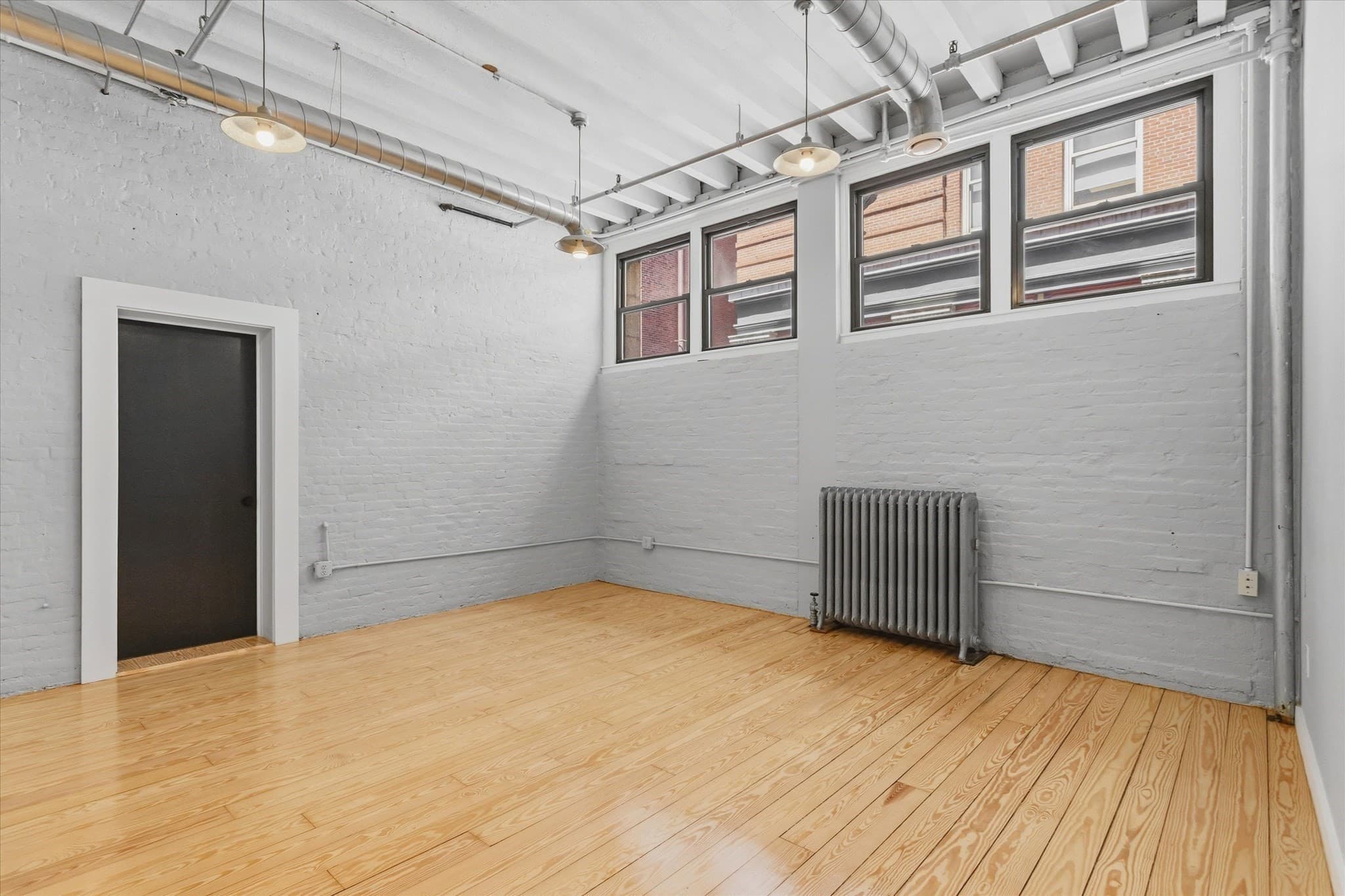 Condominium at 107 South St # 2F, Boston MA 02111, photo 7 of 38