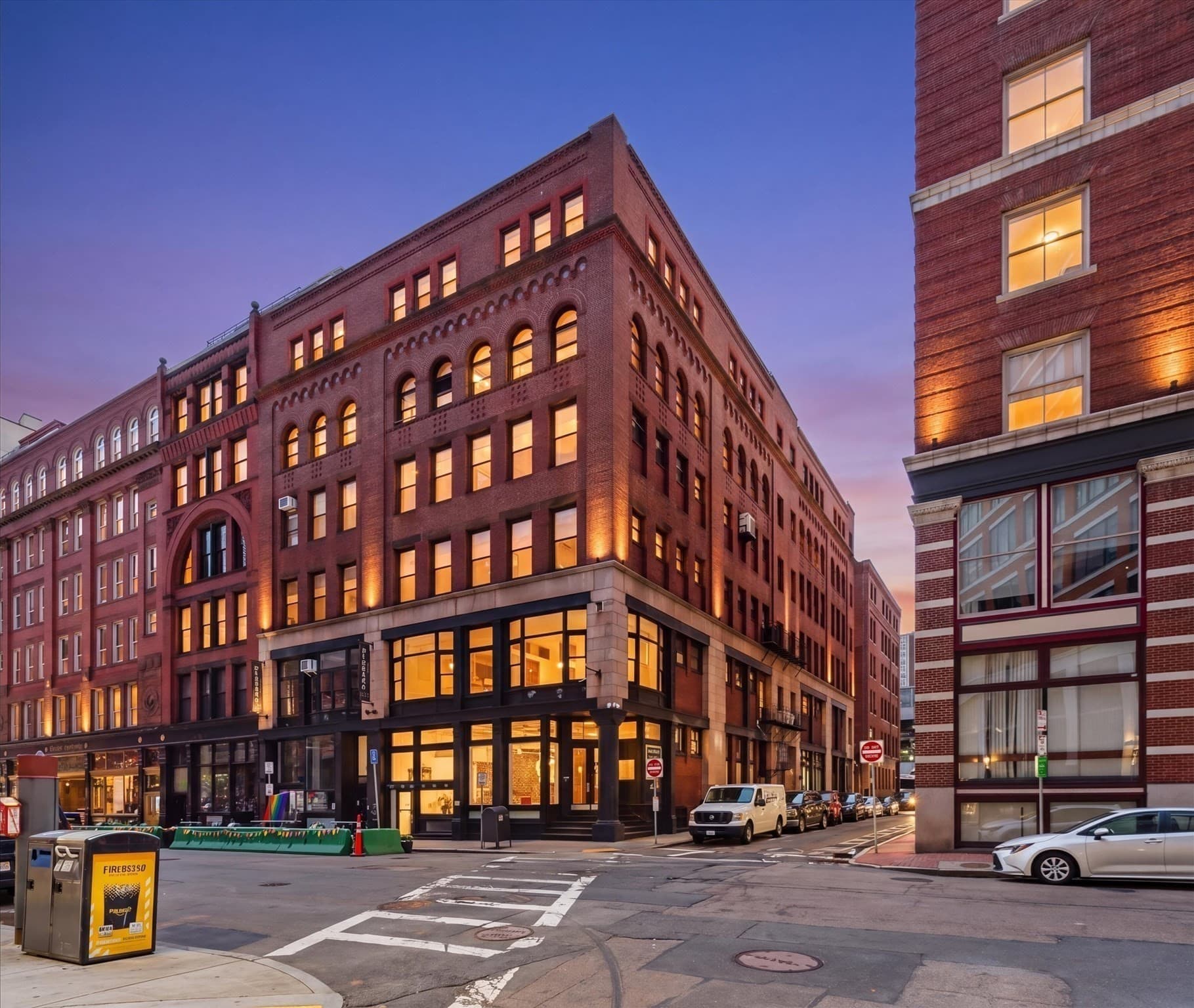 Condominium at 107 South St # 2F, Boston MA 02111, photo 3 of 38