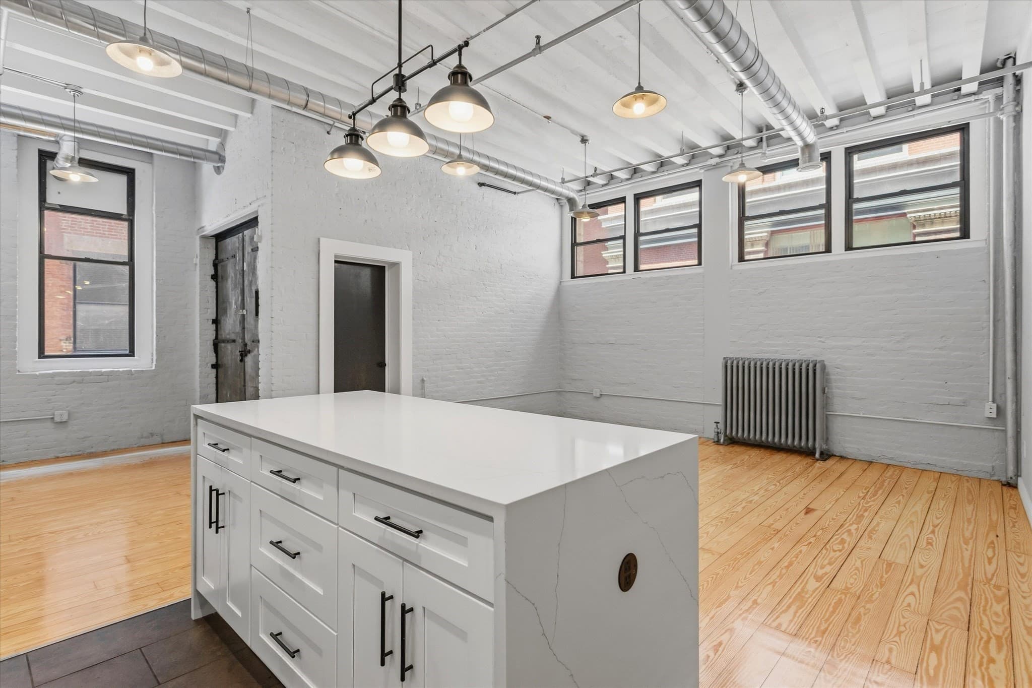 Condominium at 107 South St # 2F, Boston MA 02111, photo 9 of 38