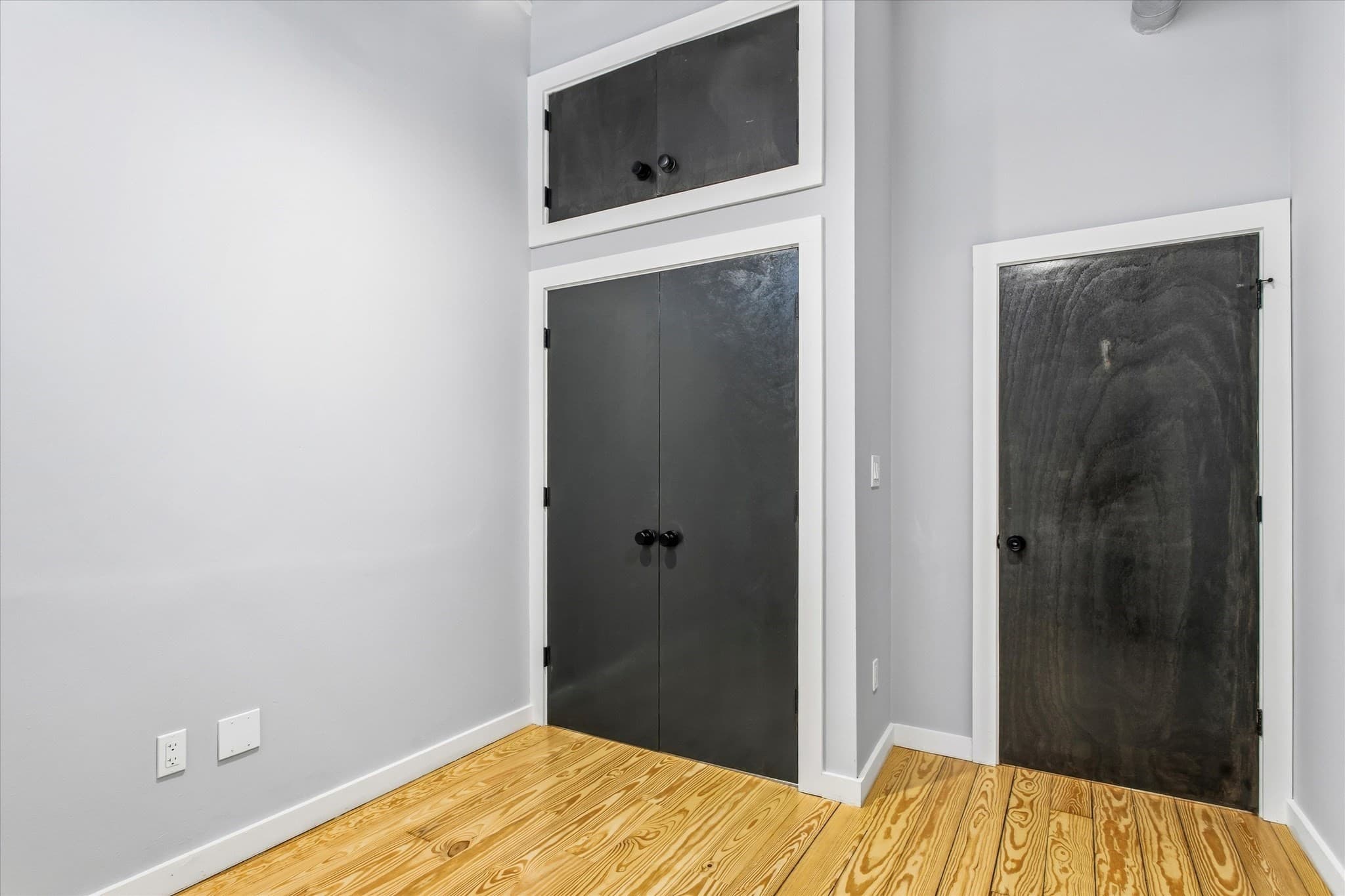 Condominium at 107 South St # 2F, Boston MA 02111, photo 30 of 38