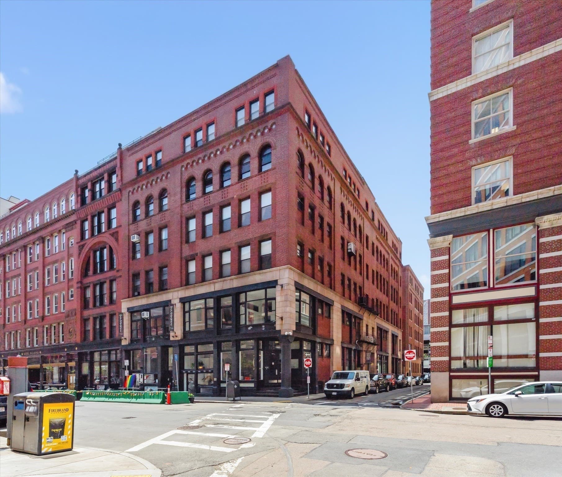 Condominium at 107 South St # 2F, Boston MA 02111, photo 38 of 38