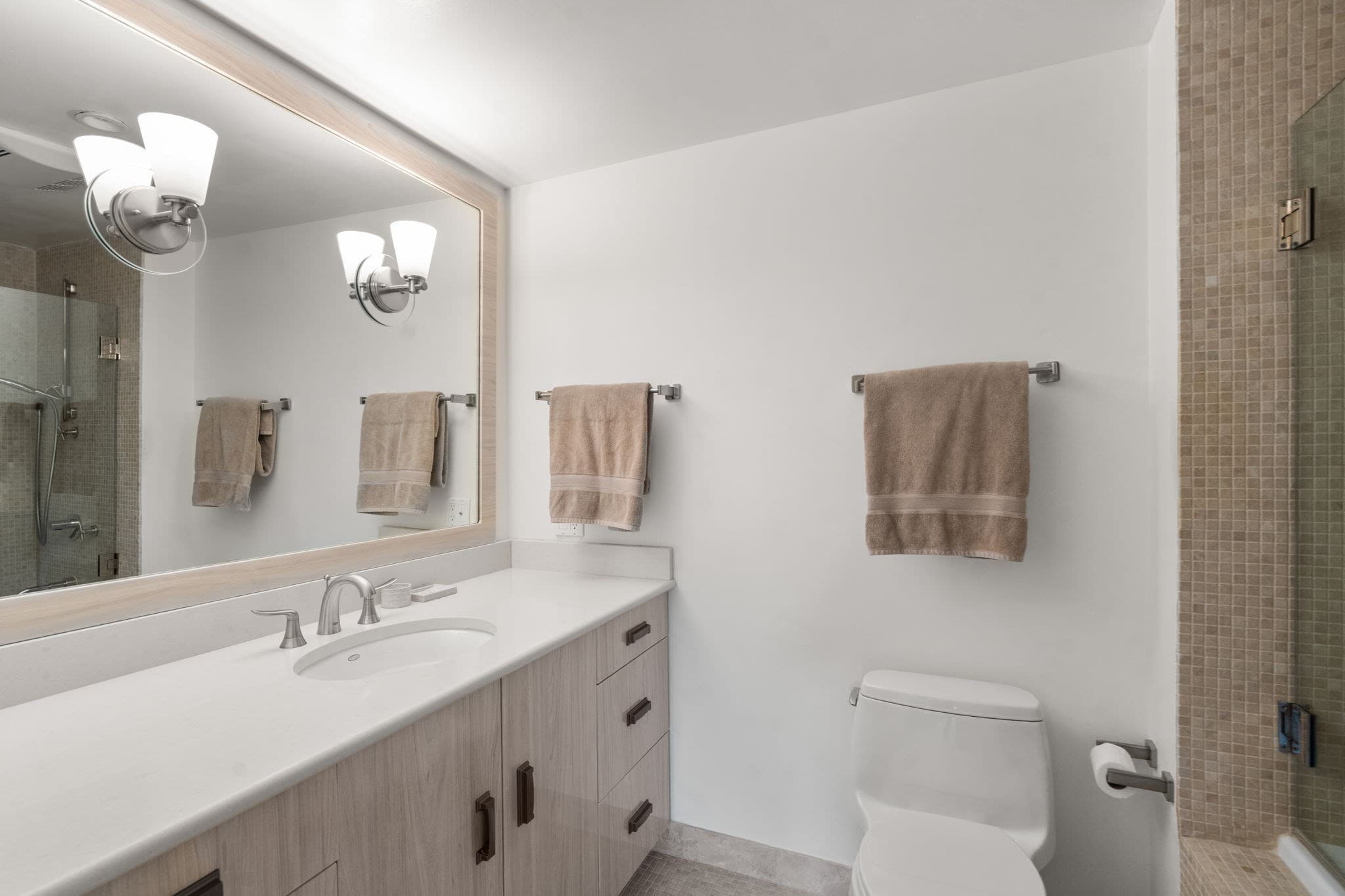Condominium at 241 Perkins # C603, Boston MA 02130, photo 19 of 39
