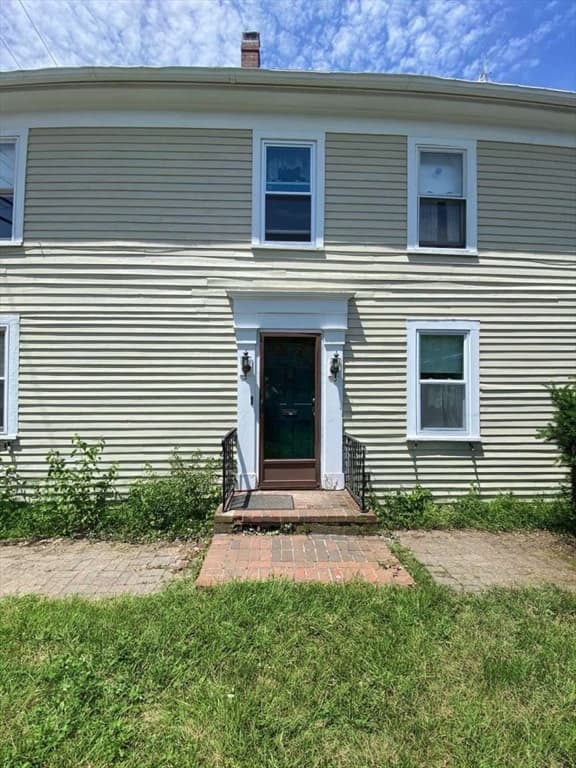 Single Family Residence at 360 Merrimac Street, Newburyport MA 01950, photo 11 of 41