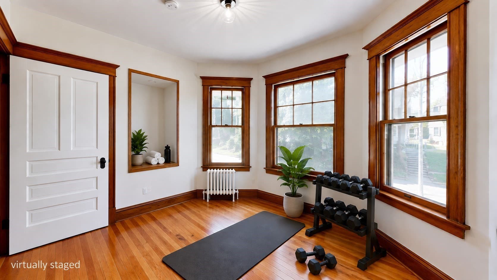 Single Family Residence at 911 Pleasant St, Worcester MA 01602, photo 10 of 42