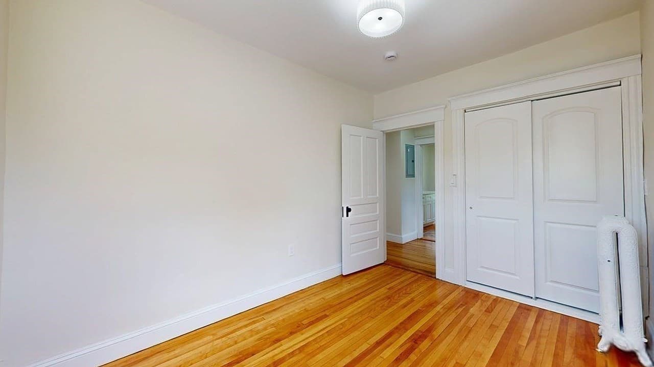 Single Family Residence at 911 Pleasant St, Worcester MA 01602, photo 33 of 42