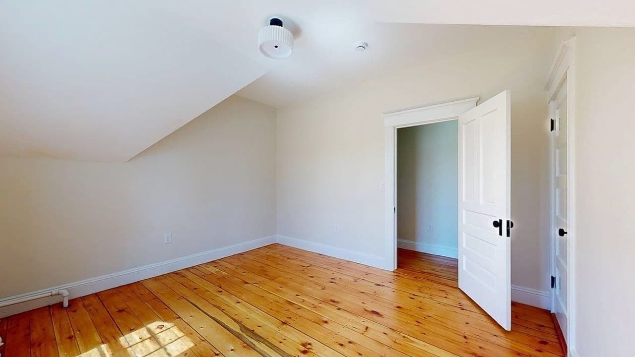 Single Family Residence at 911 Pleasant St, Worcester MA 01602, photo 35 of 42