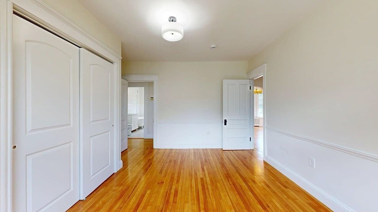 Single Family Residence at 911 Pleasant St, Worcester MA 01602, photo 29 of 42