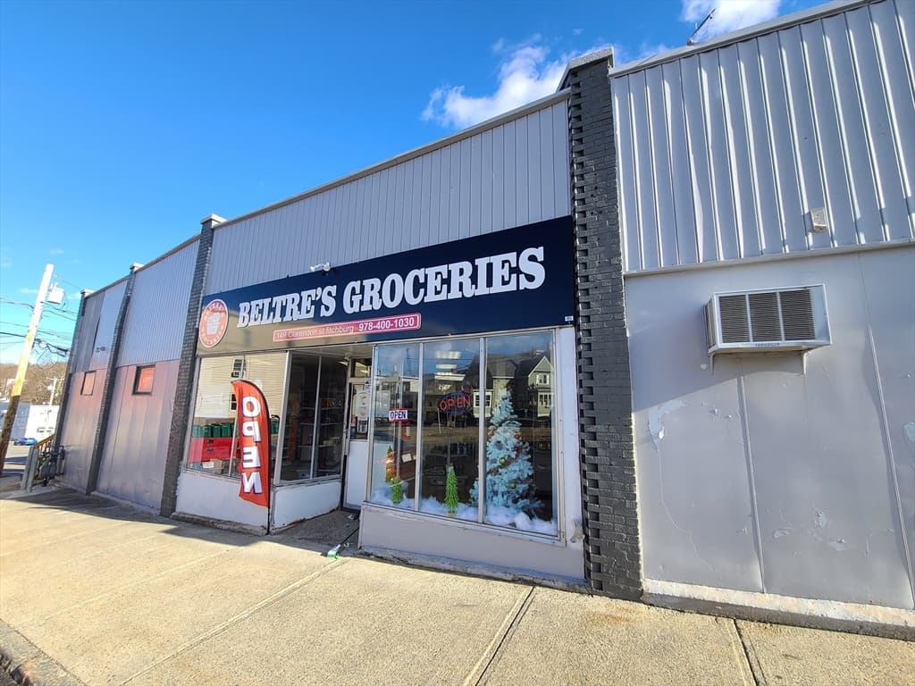 143-149 Clarendon St, Fitchburg MA 01420