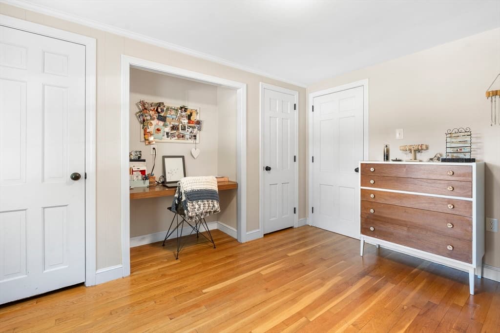 Single Family Residence at 35 Oakmeadow Ln, Methuen MA 01844, Methuen, photo 23 of 42