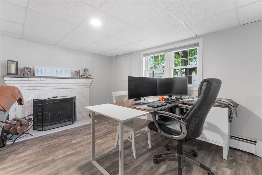 Single Family Residence at 35 Oakmeadow Ln, Methuen MA 01844, Methuen, photo 27 of 42