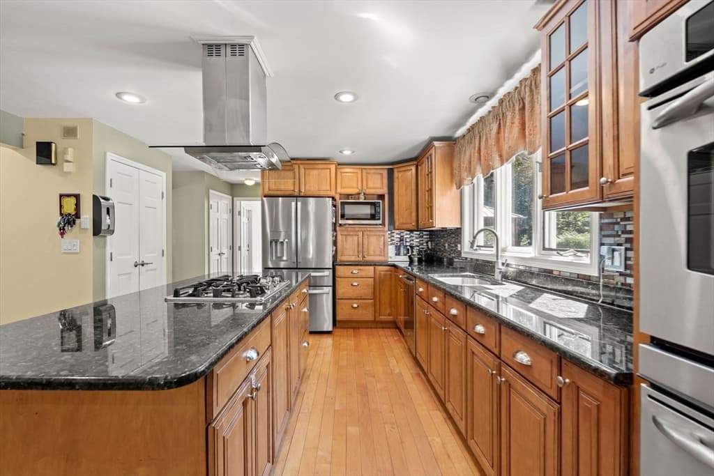 9 Abby Road, Westford MA 01886 photo 16