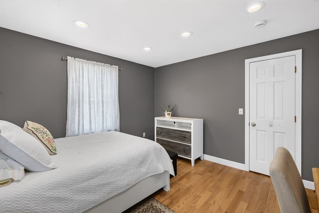 Single Family Residence at 38 Brown Ave, Lunenburg MA 01462, photo 25 of 42