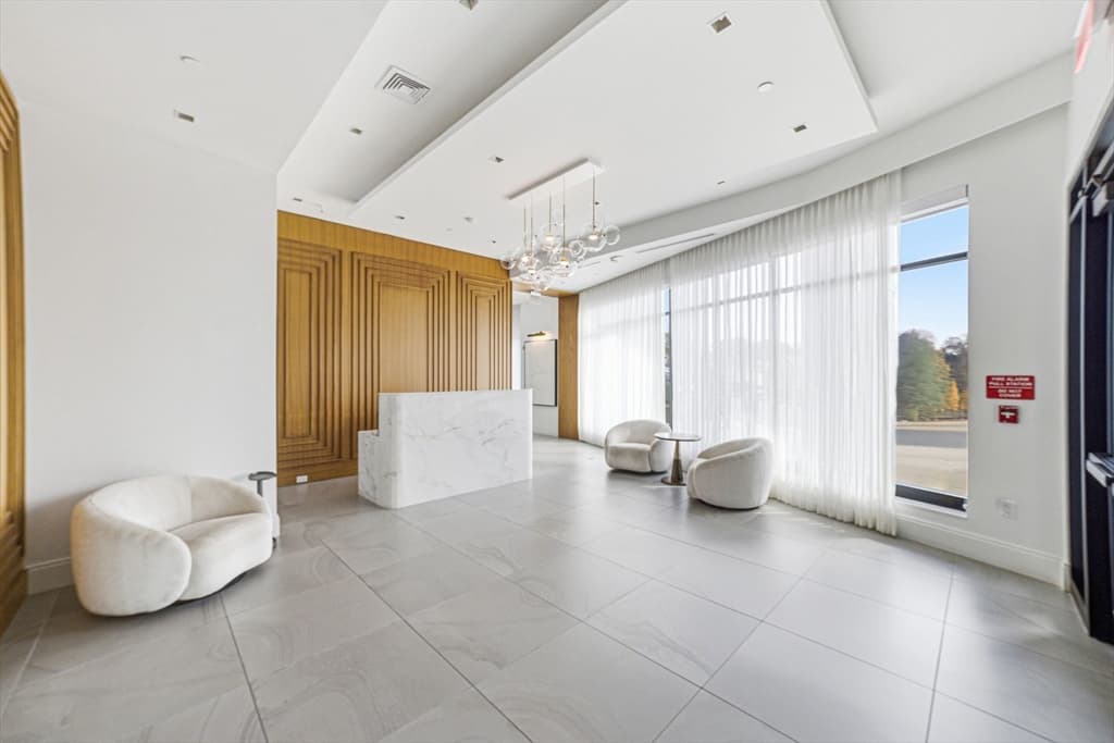 Condominium at 191 Washington St # 711, Boston MA 02135, photo 3 of 39