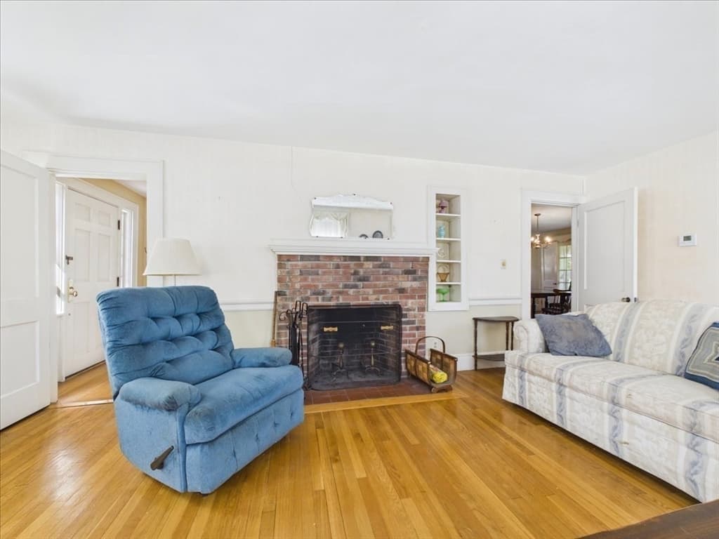 627 S Franklin St, Holbrook MA 02343 photo 15