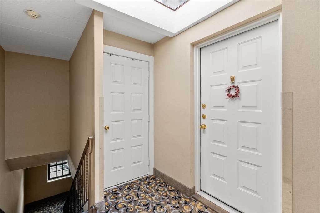 Condominium at 16 Winter St # 48A, Waltham MA 02452, Waltham, photo 3 of 14
