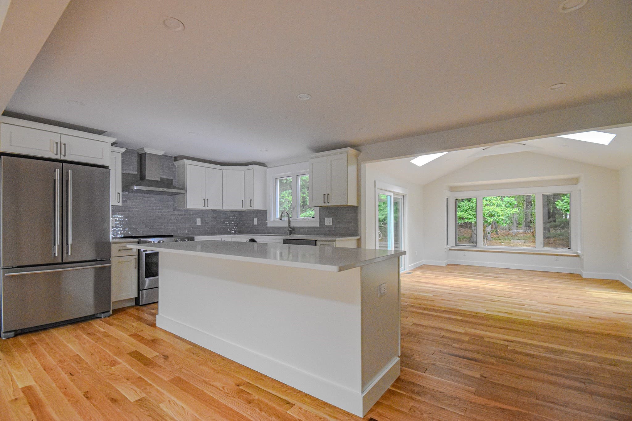 Single Family Residence at 41 Kenneth St, West Bridgewater MA 02379, West Bridgewater, photo 6 of 40
