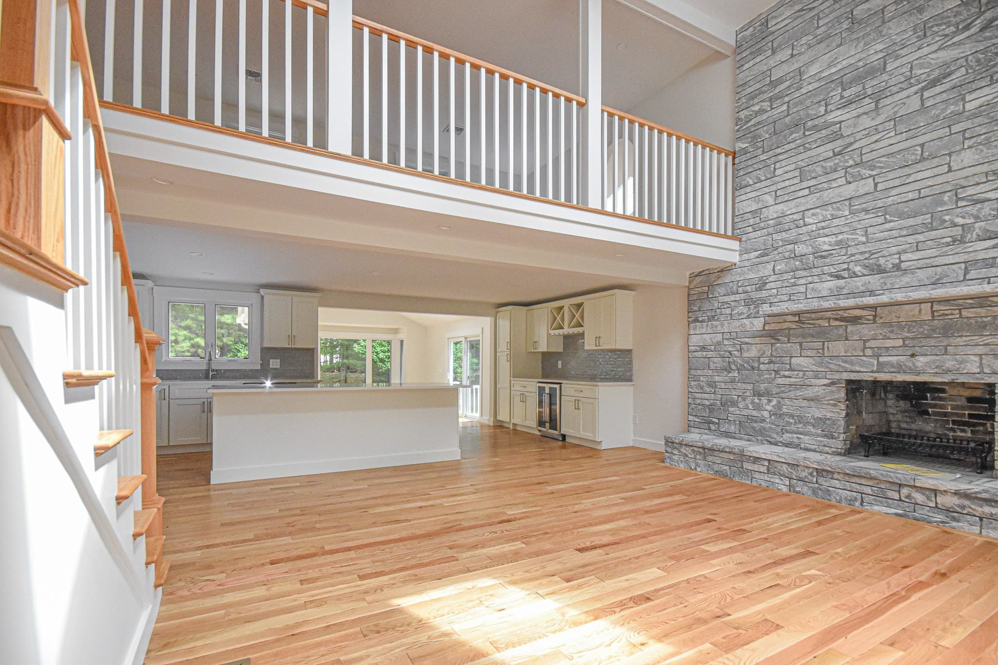 Single Family Residence at 41 Kenneth St, West Bridgewater MA 02379, West Bridgewater, photo 5 of 40