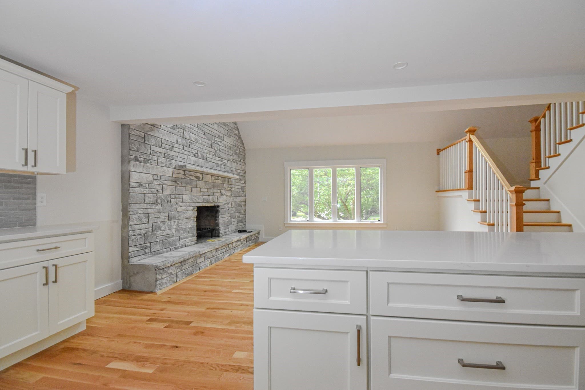 Single Family Residence at 41 Kenneth St, West Bridgewater MA 02379, West Bridgewater, photo 8 of 40