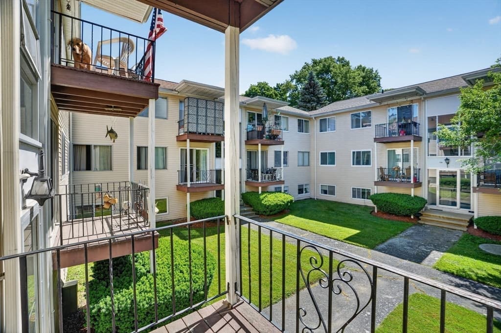 Condominium at 16 Appleton Park # B3, Ipswich MA 01938, Ipswich, photo 22 of 26