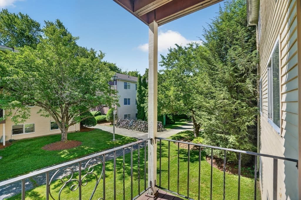 Condominium at 16 Appleton Park # B3, Ipswich MA 01938, Ipswich, photo 20 of 26