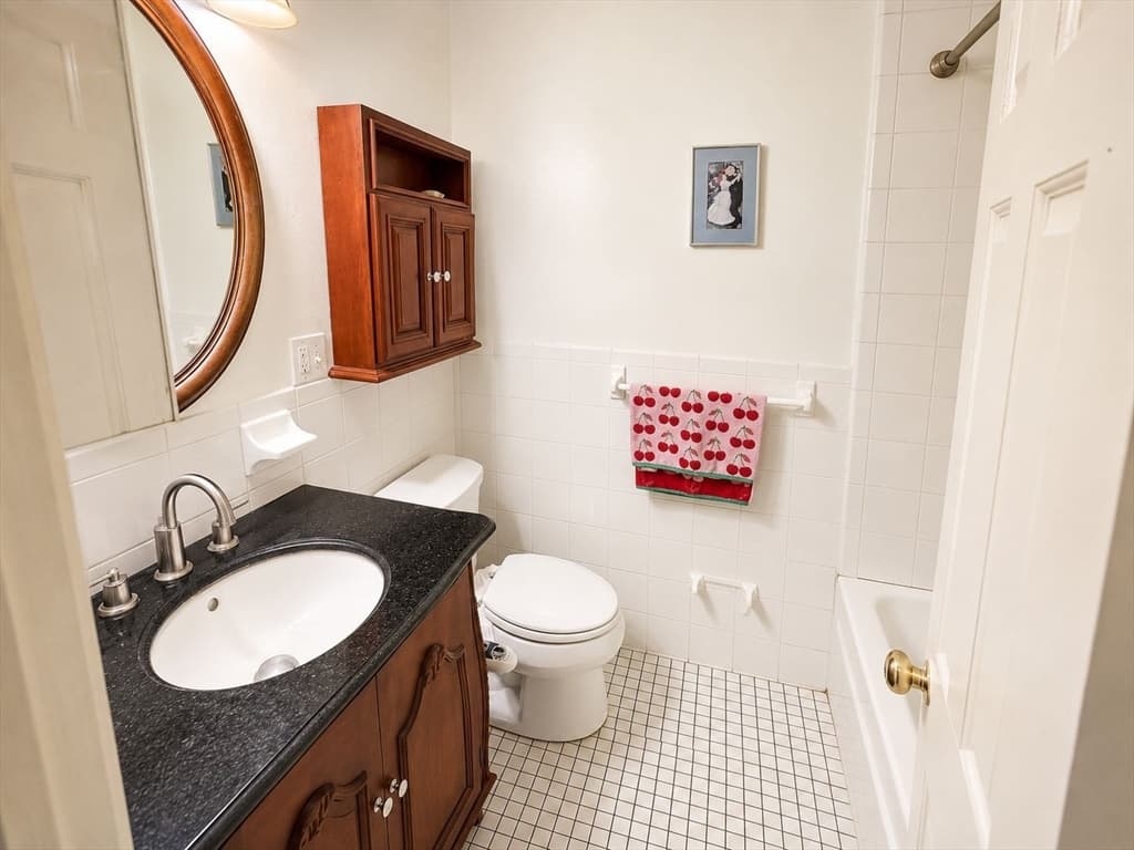 285 Lynn Shore Dr # 101, Lynn MA 01902 photo 8