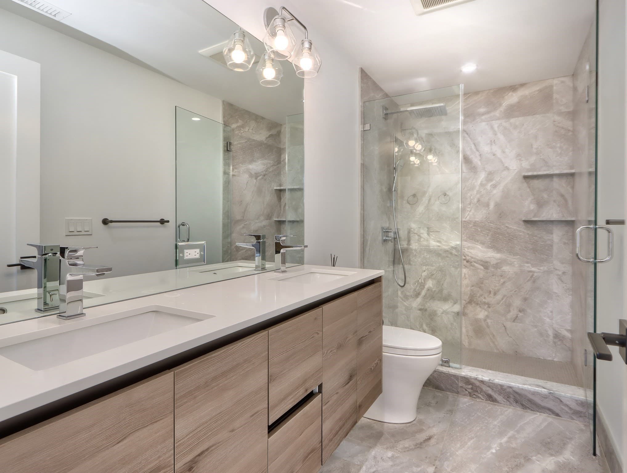 Condominium at 472 West Broadway # 204, Boston MA 02127, Boston, photo 7 of 23