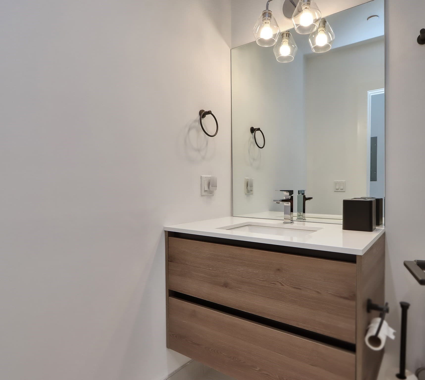 Condominium at 472 West Broadway # 204, Boston MA 02127, Boston, photo 11 of 23
