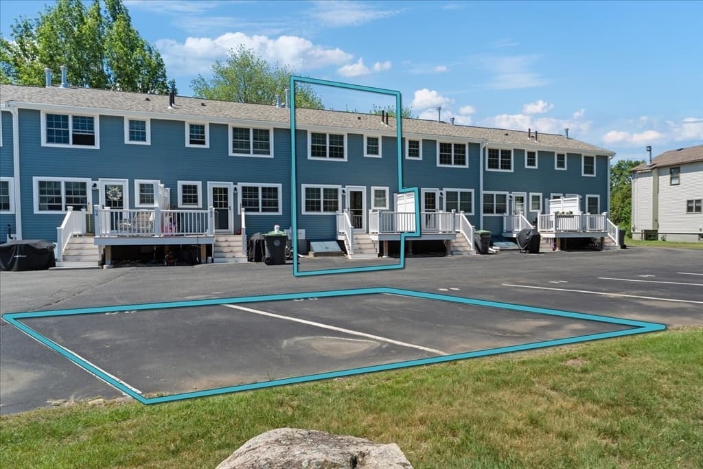 90 Durham Rd # 90, Dedham MA 02026