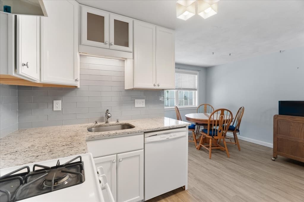 90 Durham Rd # 90, Dedham MA 02026 photo 11