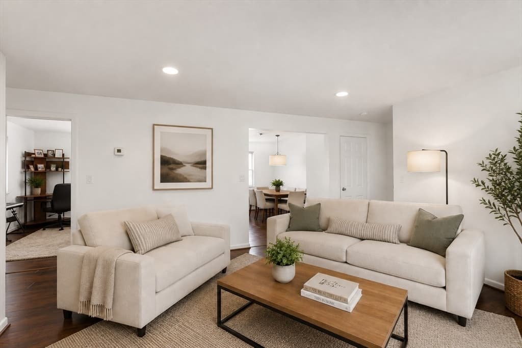 Condominium at 68 Bryon Rd. # 5, Boston MA 02467, Boston, photo 2 of 9