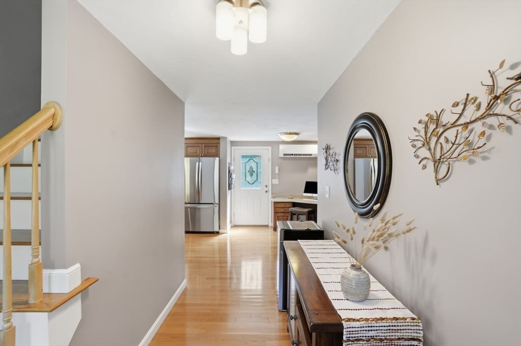 Single Family Residence at 61 Stoney Weir Rd, Halifax MA 02338, Halifax, photo 3 of 42