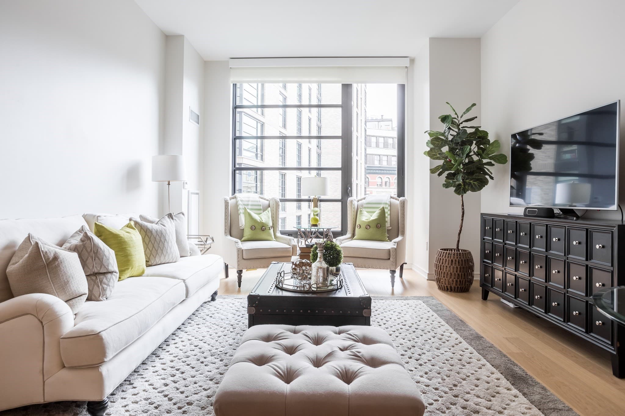 580 Washington St # 812, Boston MA 02111