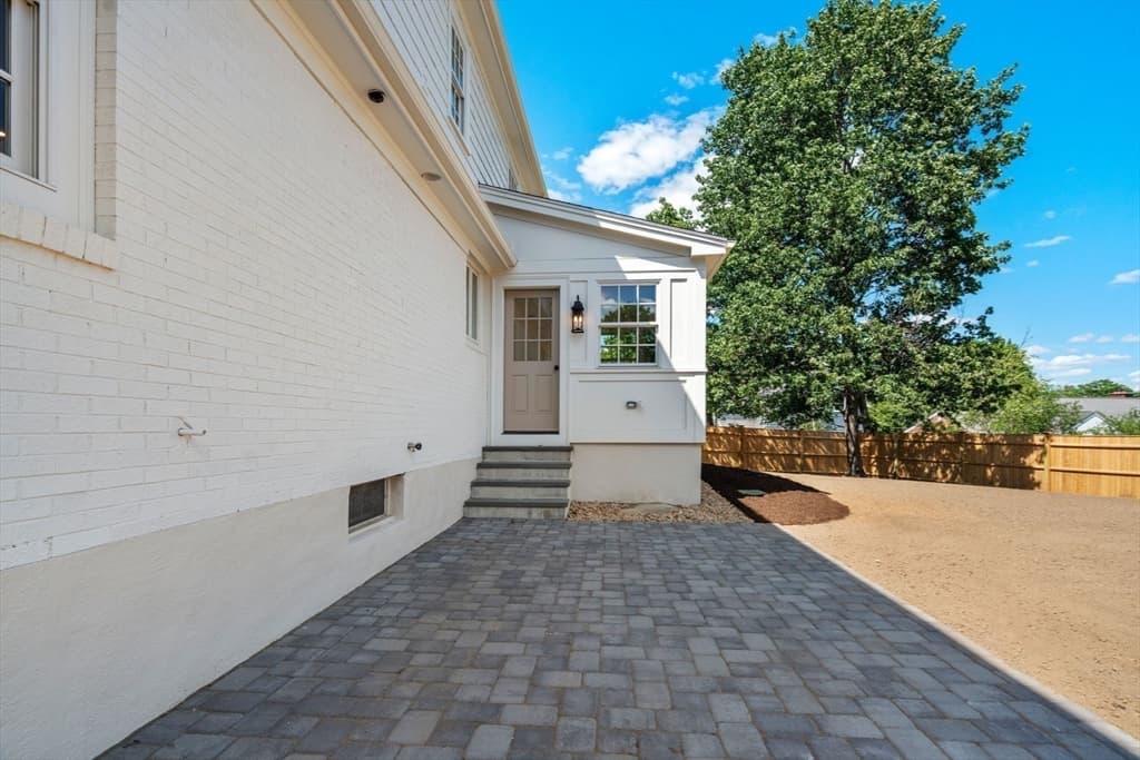 Single Family Residence at 26 N Gateway, Winchester MA 01890, photo 32 of 36