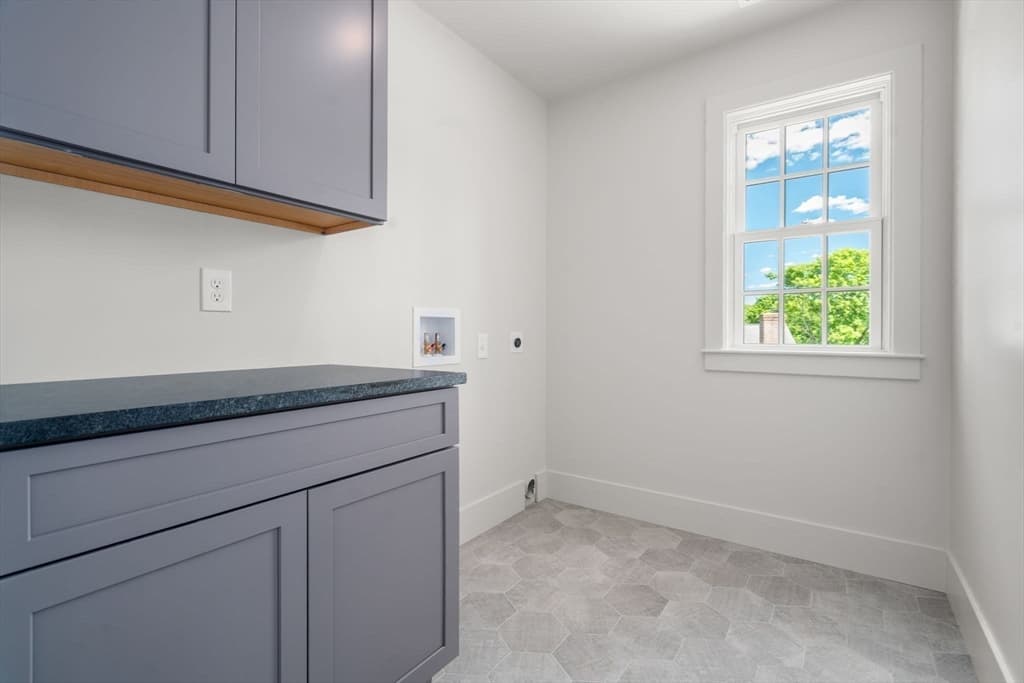 Single Family Residence at 26 N Gateway, Winchester MA 01890, photo 25 of 36