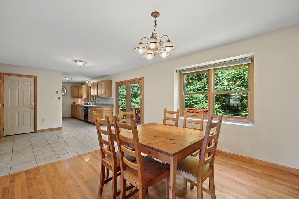 Single Family Residence at 35 Lemnos Lane, Springfield MA 01119, Springfield, photo 6 of 35