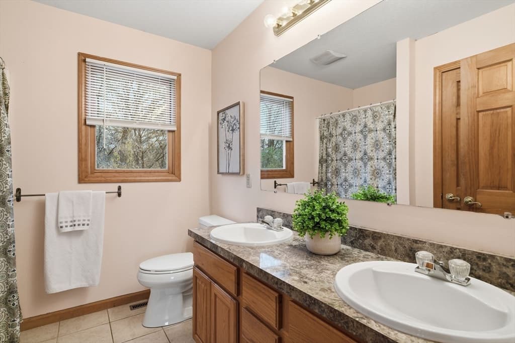 Single Family Residence at 35 Lemnos Lane, Springfield MA 01119, Springfield, photo 13 of 35