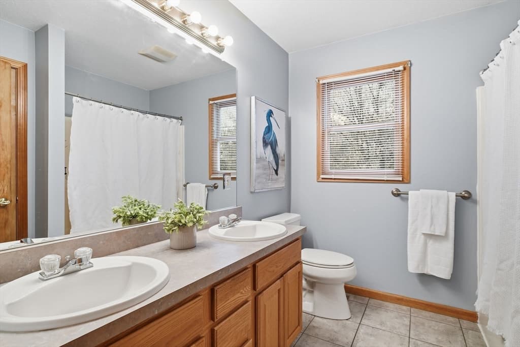 Single Family Residence at 35 Lemnos Lane, Springfield MA 01119, Springfield, photo 16 of 35