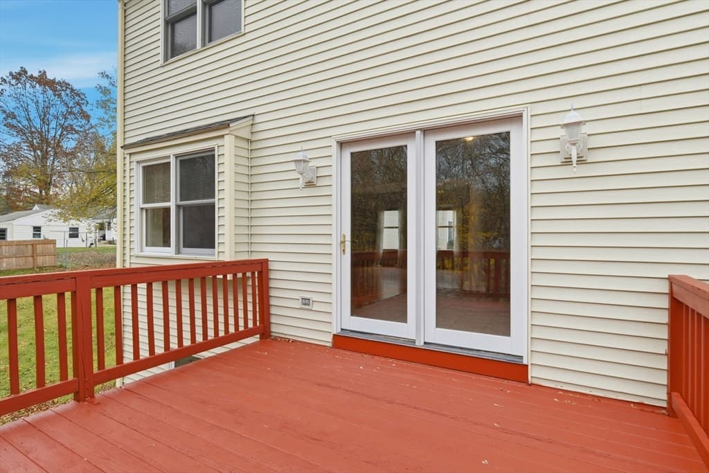 Single Family Residence at 35 Lemnos Lane, Springfield MA 01119, Springfield, photo 24 of 35