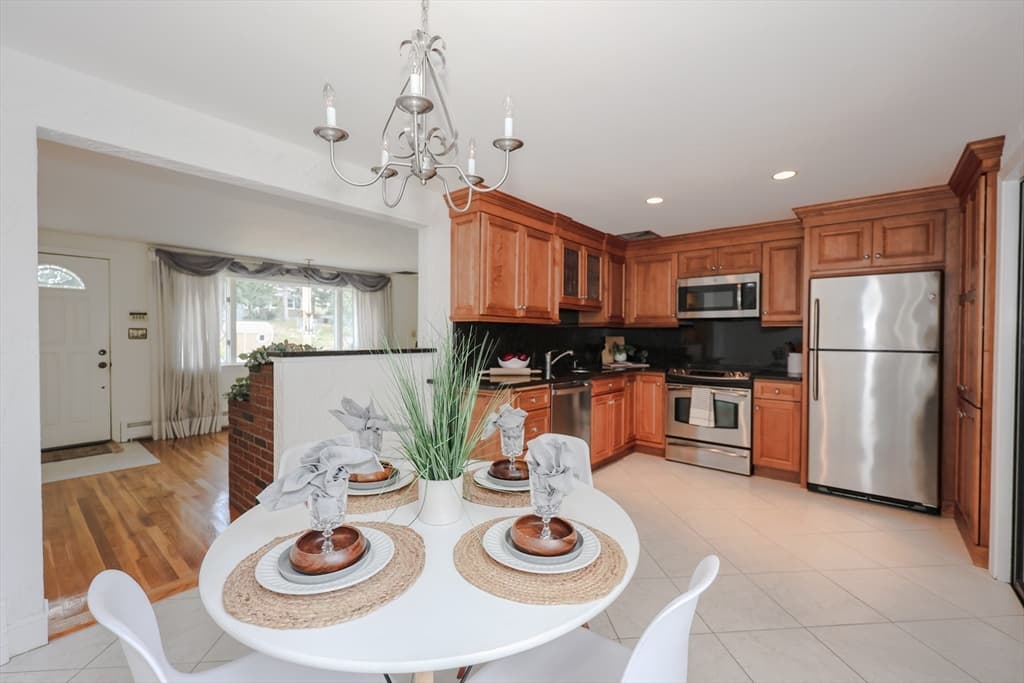 18 Fleming, Malden MA 02148 photo 7